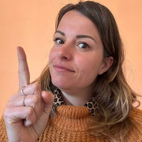 Arnaques SEO: comment les éviter par Bérénice Albertini pour Studio Paon 